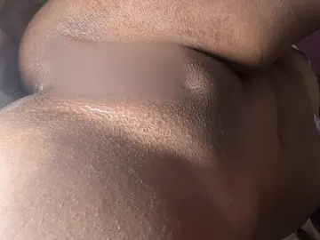 laura18petite - verified photo preview 6