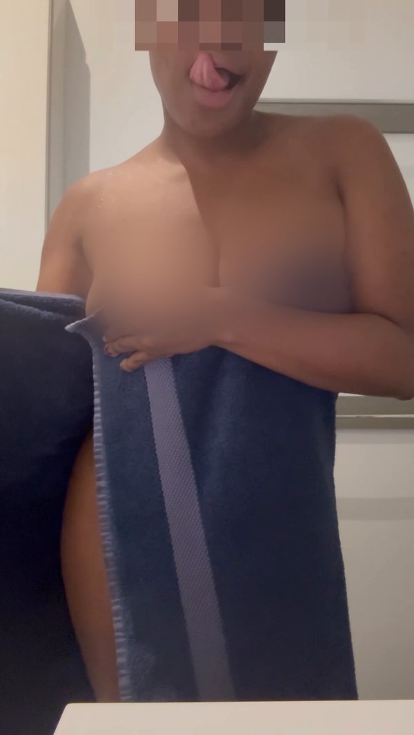 @jessiebeingnaughty - verified creator