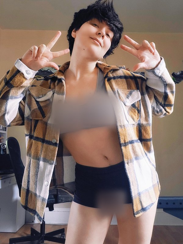 @icednyalatte - verified creator