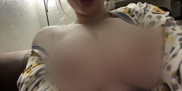 @ass-n-tittiesss - verified creator