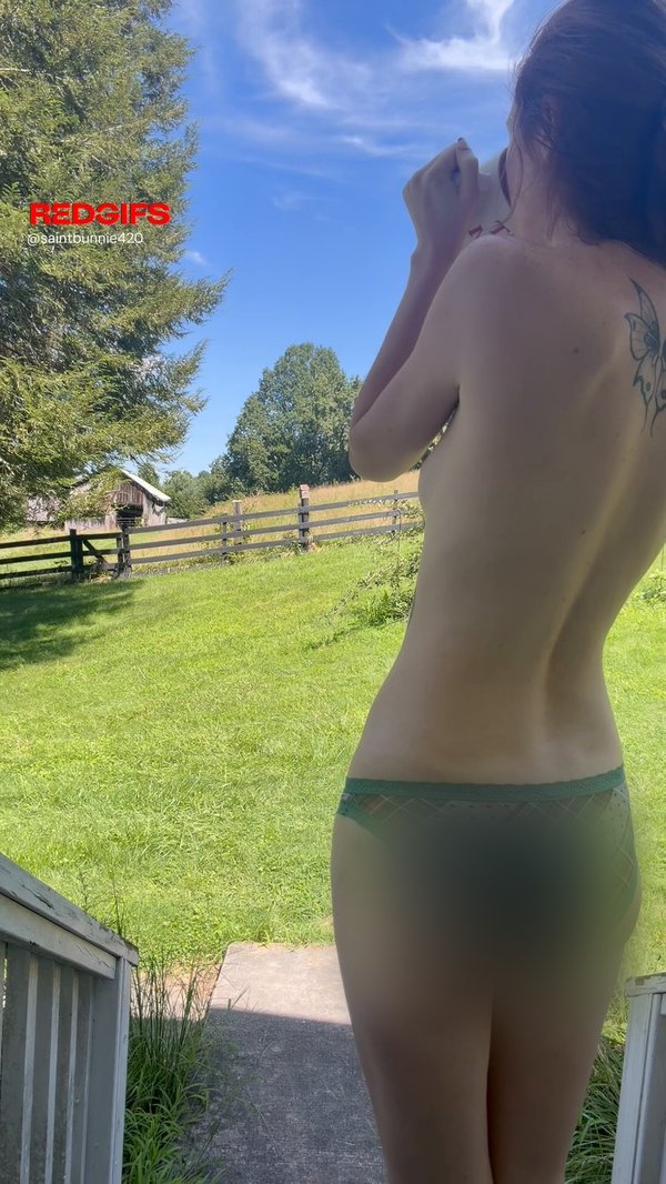 @saintbunnie
