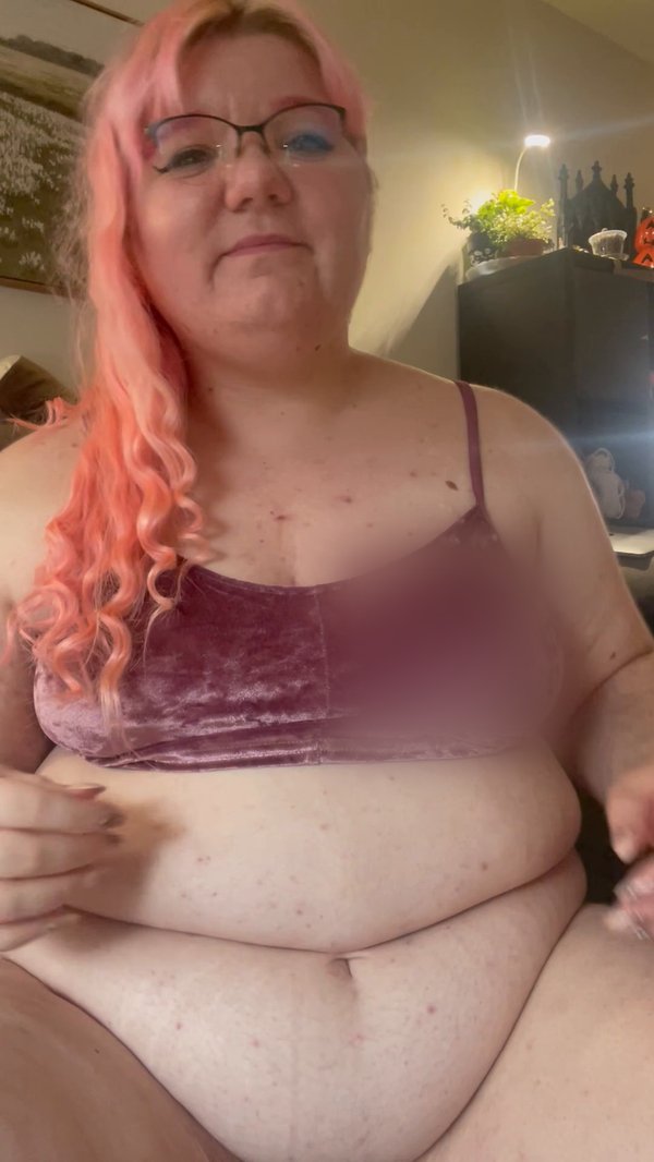 @barelyinnocentxoxo - verified creator