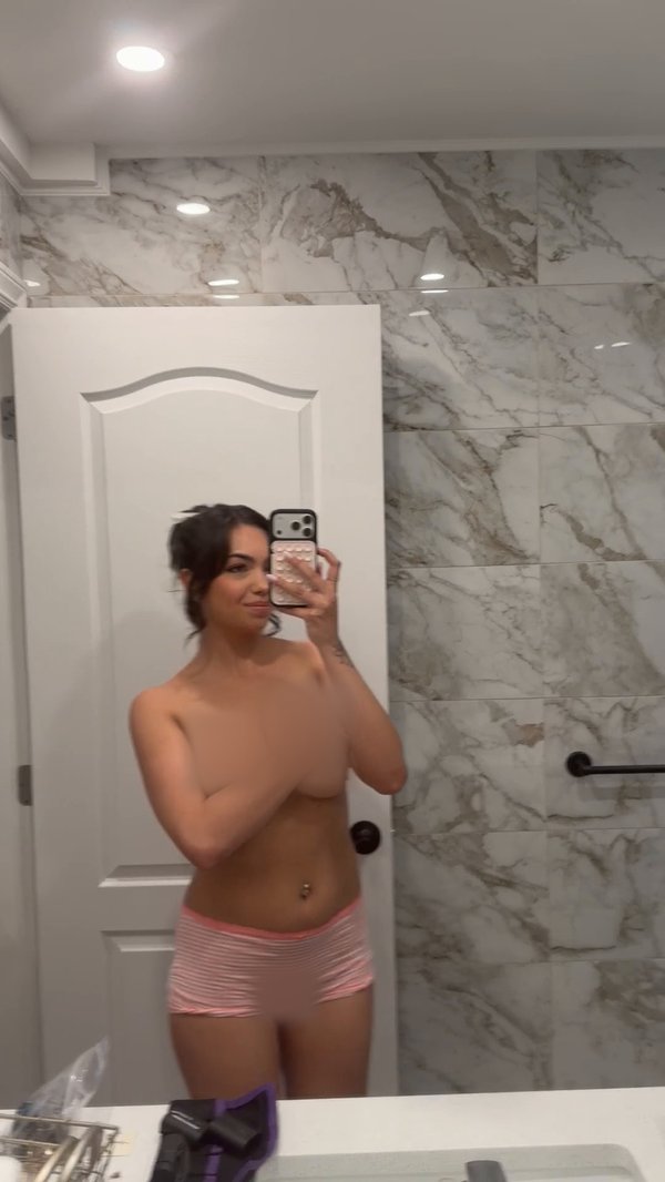 @ofemilyk - verified creator