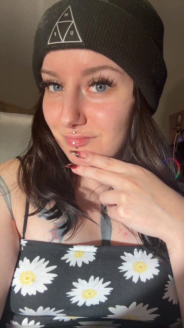 @ittybittyandrea - verified creator