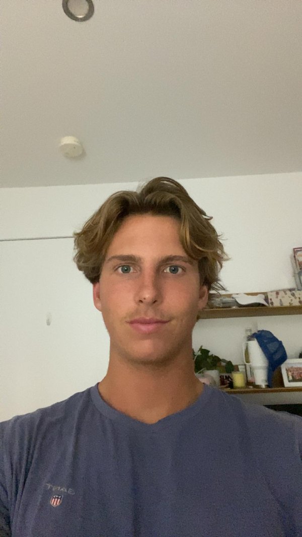 @yea_buddy_light - verified creator