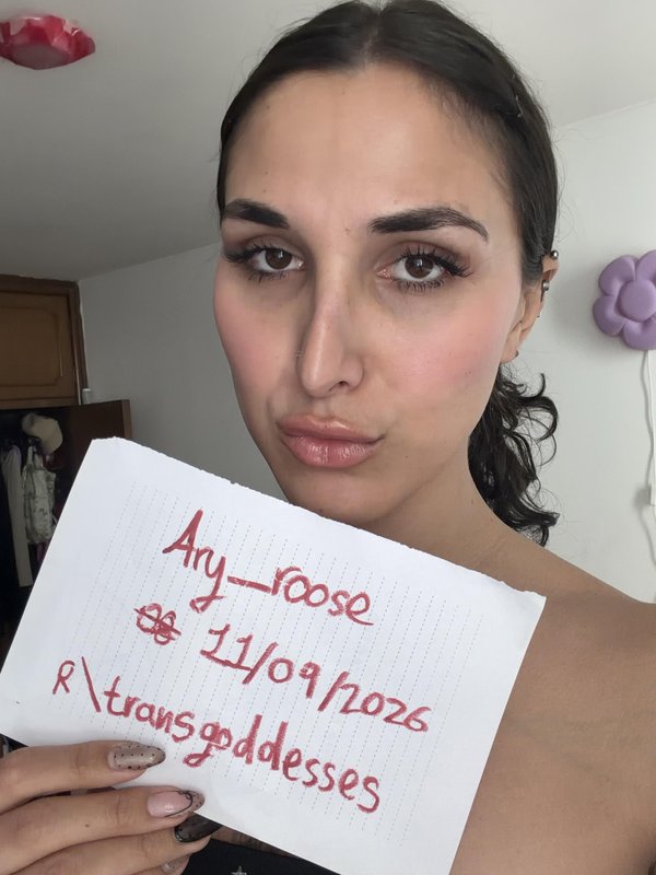 @ary_roose - verified creator