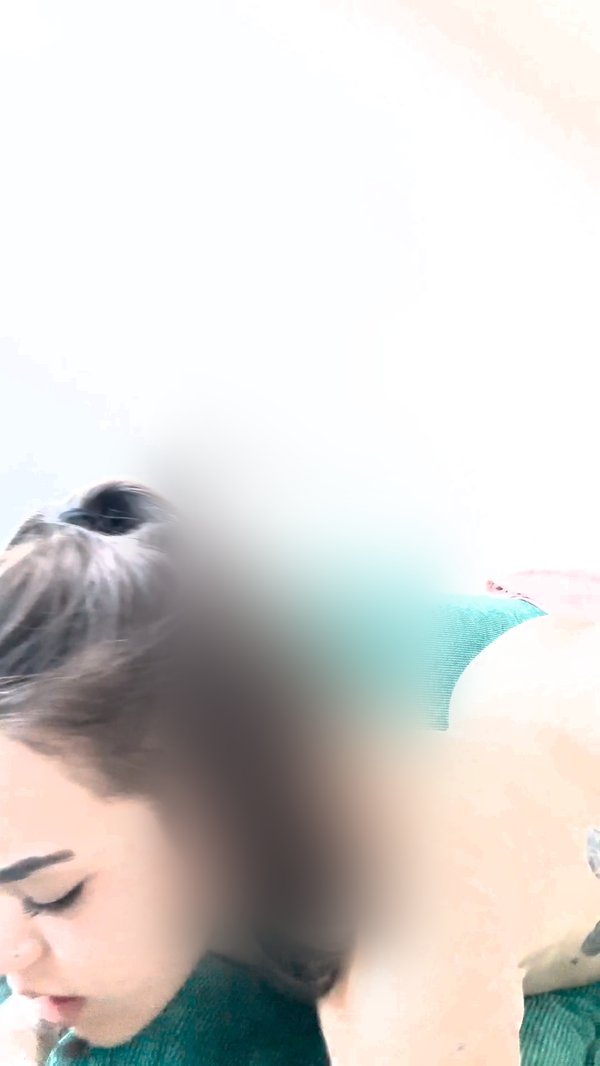 @pebblecolette_ - verified creator