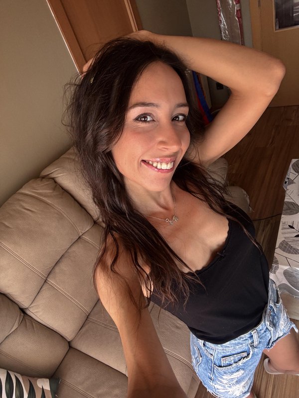 @alejandrablue - verified creator