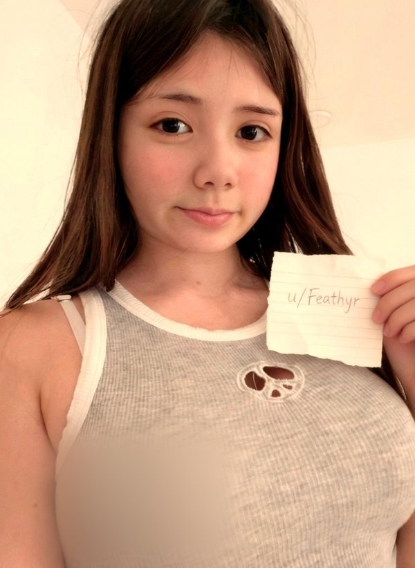 @feathyr - verified creator