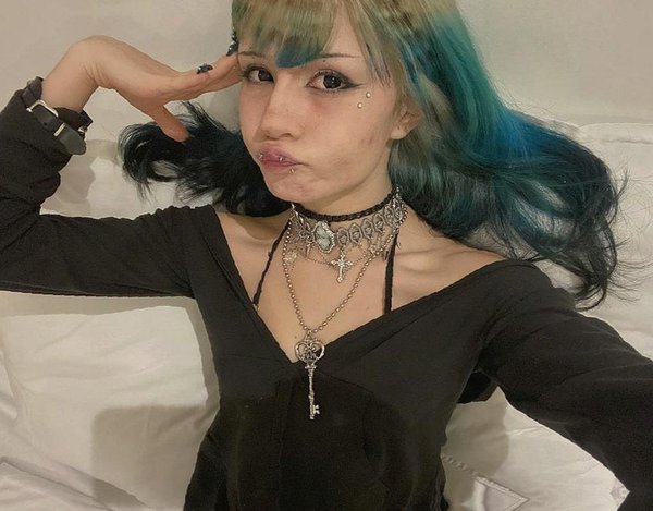 @akzorx - verified creator