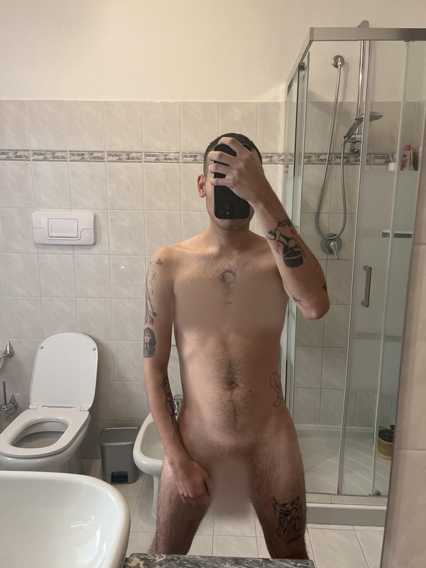 @purple_egg540 - verified creator