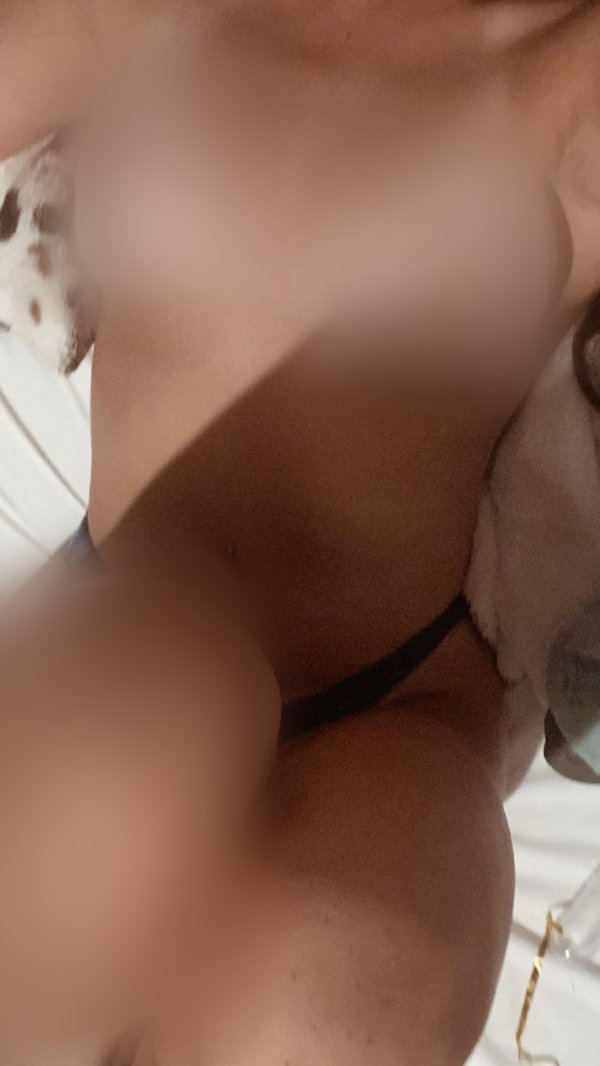 @brunette-barbi
