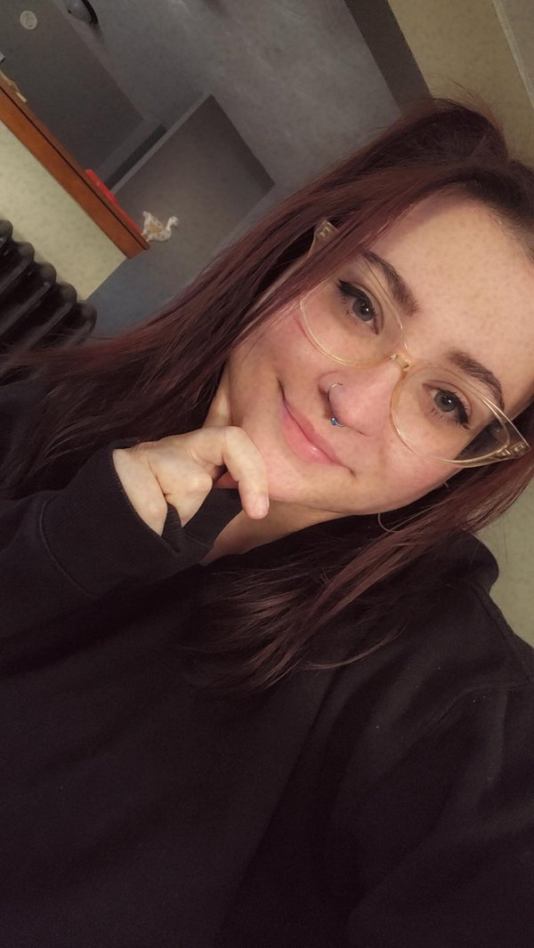 @solovelylala - verified creator