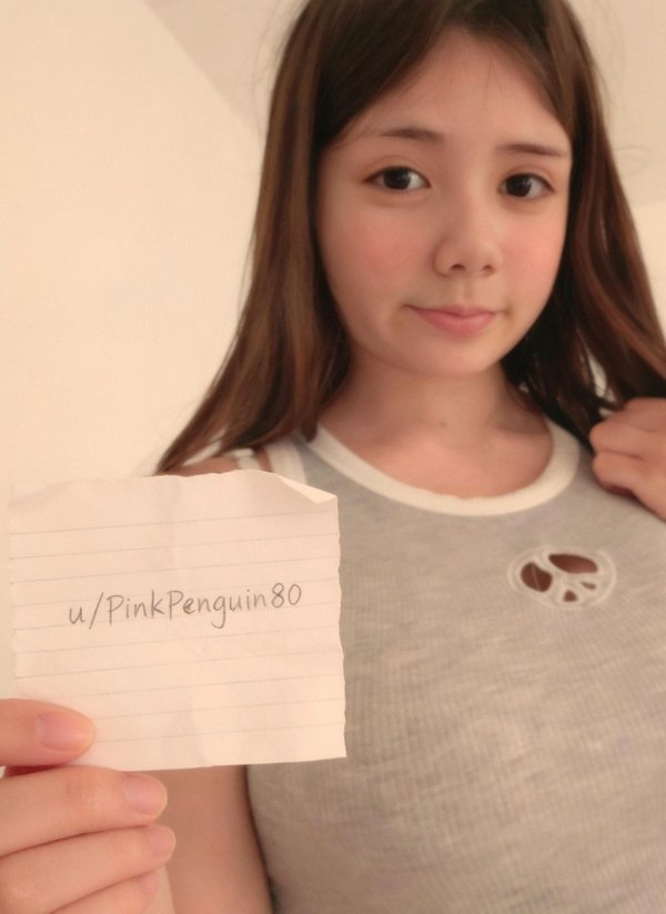@pinkpenguin80 - verified creator
