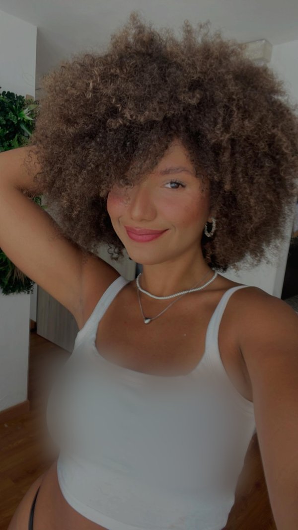 @karlye5 - verified creator