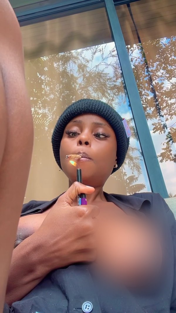 @ebonycake69 - verified creator